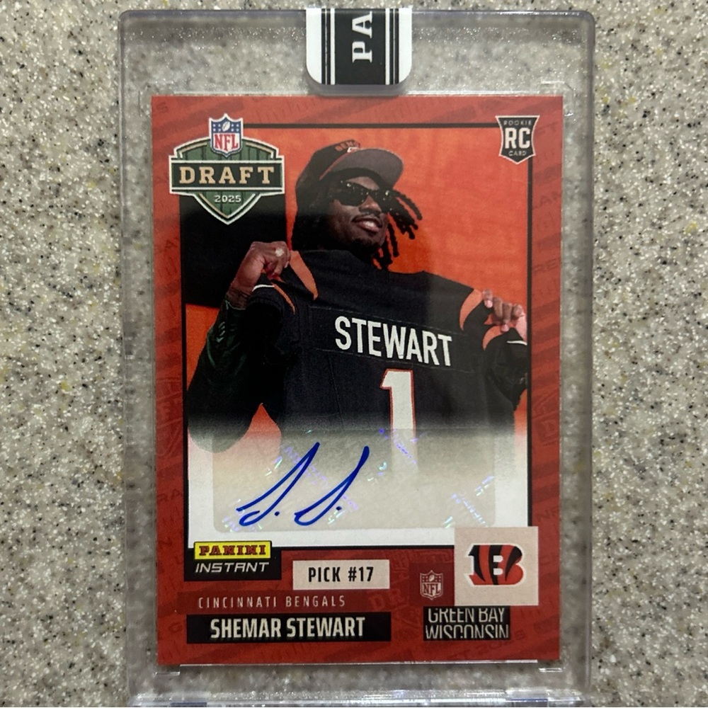 2025 Panini Instant Red Shemar Stewart Rookie Auto RC 6/10 #NFLDN-17 Bengals
